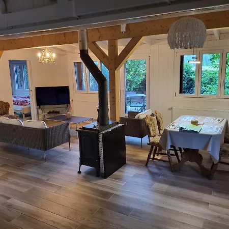 Rhone 4, Villa, Jardin, Velos, Balancoires, Jeux, 200m Etang Vieux Rhone Vakantiehuis Noville