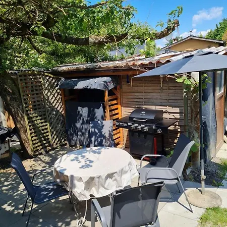 Rhone 4, Villa, Jardin, Velos, Balancoires, Jeux, 200m Etang Vieux Rhone Noville