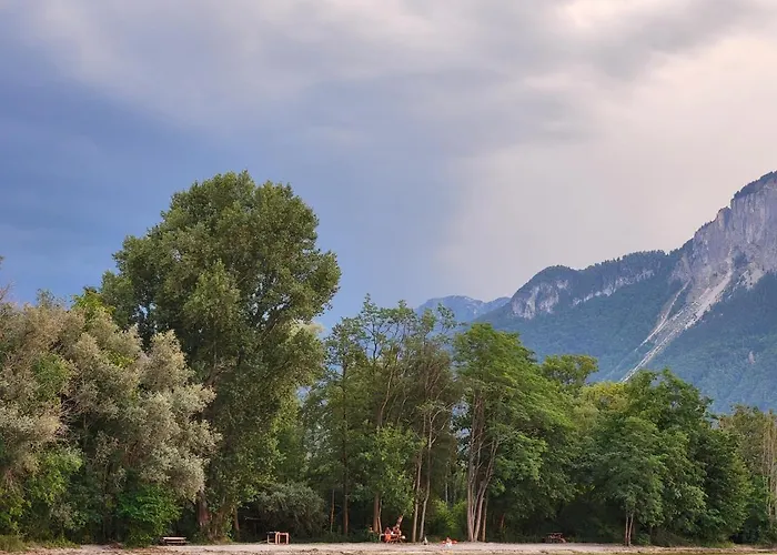 Rhone 4, Villa, Jardin, Velos, Balancoires, Jeux, 200m Etang Vieux Rhone Σπίτι διακοπών Noville