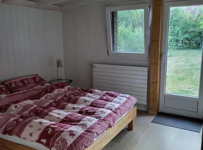 Rhone 4, Villa, Jardin, Velos, Balancoires, Jeux, 200m Etang Vieux Rhone Noville