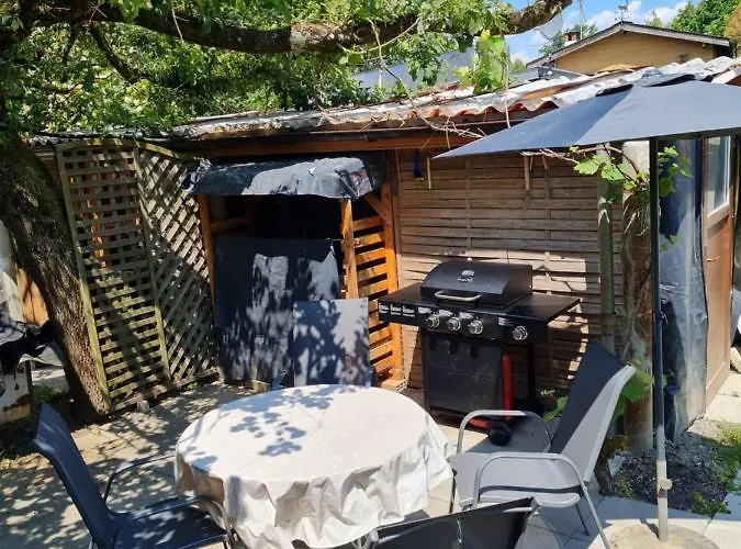 Rhone 4, Villa, Jardin, Velos, Balancoires, Jeux, 200m Etang Vieux Rhone Noville