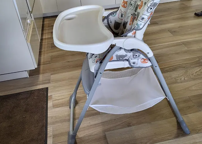 Σπίτι διακοπών Rhone 4, Villa, Jardin, Velos, Balancoires, Jeux, 200m Etang Vieux Rhone Noville