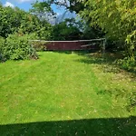 Rhône 4, Villa, Jardin, Vélos, Balançoires, Jeux, 200m étang Vieux Rhône