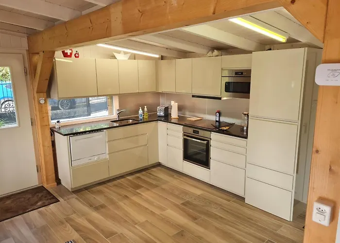 Rhone 4, Villa, Jardin, Velos, Balancoires, Jeux, 200m Etang Vieux Rhone Dom wakacyjny *